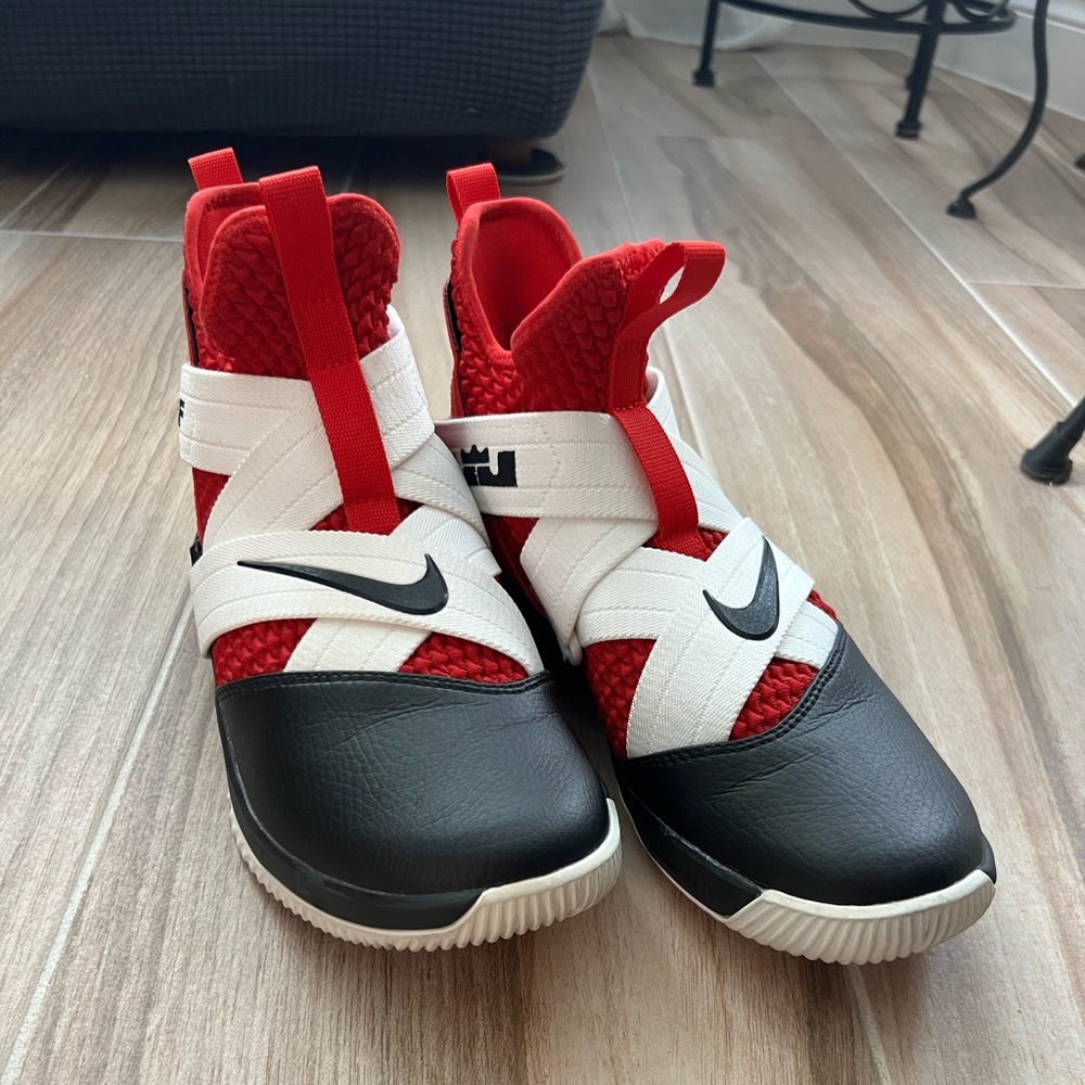 Nike LEBRON SOLDIER 12 red, black, white